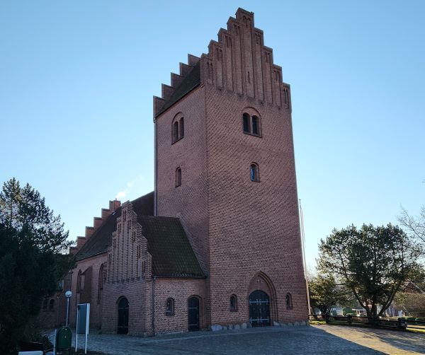 Jægersborg Kirke